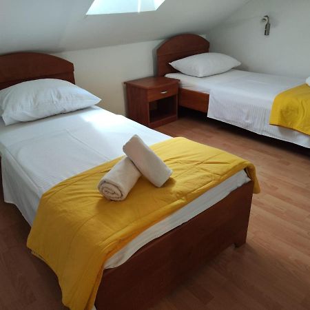 Maja Apartments Τρογκίρ Εξωτερικό φωτογραφία