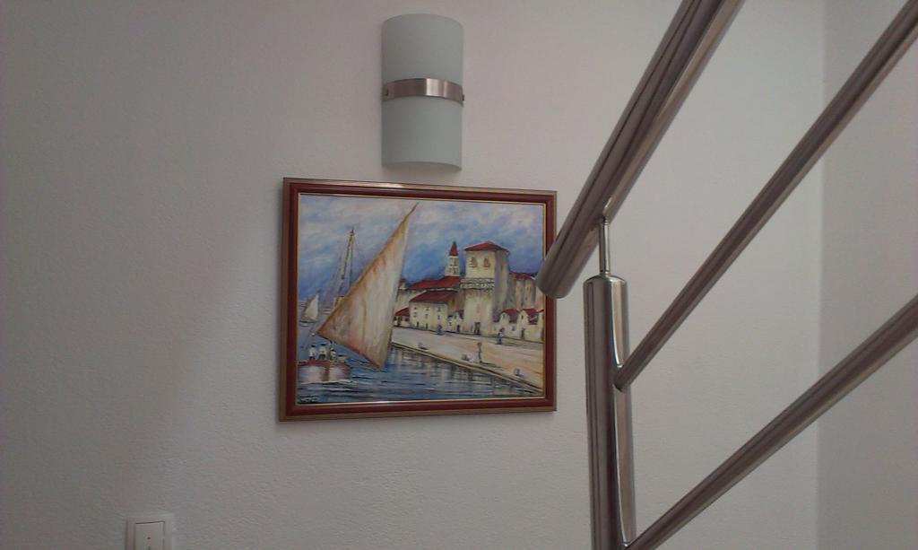 Maja Apartments Τρογκίρ Εξωτερικό φωτογραφία